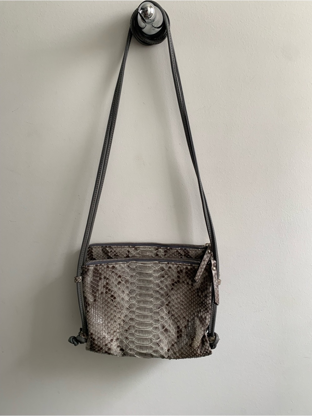 Silvano Biagini Authentic Grey Python Leather Multi-Pocket Crossbody Bag Italy